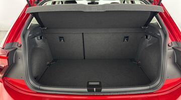 2022 Volkswagen 1.0 TSI Life DSG Euro 6 5-door (Red) - Image: 28