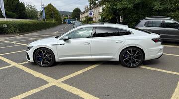 2025 Volkswagen 2.0 TSI R Fastback DSG 4Motion Euro 6 5-door (White) - Image: 24