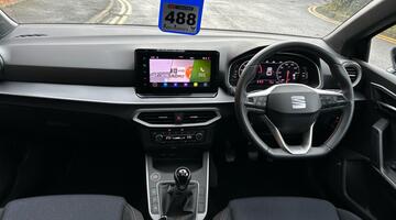 2024 SEAT 1.0 TSI Anniversary Limited Edition Euro 6 5-door (Black) - Image: 8