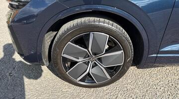 2025 Volkswagen 3.0 TDI V6 Black Edition Tiptronic 4Motion Euro 6 5-door (Blue) - Image: 16