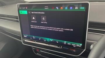 2025 Volkswagen Pro S 86kWh Match Plus Tourer Auto 5-door (Black) - Image: 17