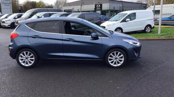 2019 Ford 1.0T EcoBoost Titanium Euro 6 5-door (Blue) - Image: 17