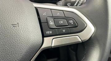 2022 Volkswagen TSI Life Euro 6 5-door (White) - Image: 23