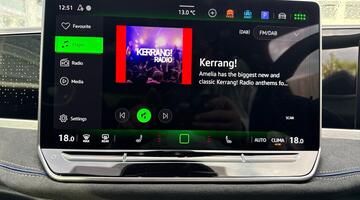 2025 Volkswagen ETSI MHEV R-Line DSG Euro 6 5-door (Grey) - Image: 38