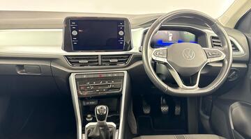 2023 Volkswagen 1.0 TSI Life Euro 6 5-door (Grey) - Image: 8