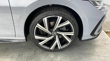 2023 Volkswagen 2.0 TDI R-Line DSG Euro 6 5-door (Grey) - Image: 5