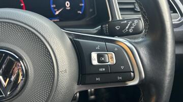 2019 Volkswagen TDI R-Line Euro 6 5-door (Blue) - Image: 29