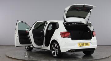 2019 Volkswagen 2.0 TSI GTI+ DSG Euro 6 5-door (White) - Image: 11