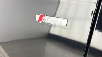 2020 Audi 2.0 TFSI 45 Black Edition S Tronic quattro Euro 6 5-door (Black) - Image: 43