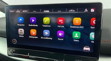 2022 CUPRA E-Boost 58kWh V2 Auto 5-door (Red) - Image: 18