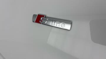 2026 Audi 2.0 TFSI Edition 1 S Tronic quattro Euro 6 5-door (White) - Image: 41