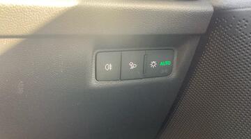 2025 Škoda 63kWh 60 Edition Auto 5-door (Green) - Image: 24