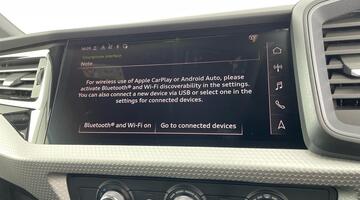 2025 Audi 1.0 TFSI 30 S line Sportback Euro 6 5-door (Green) - Image: 14