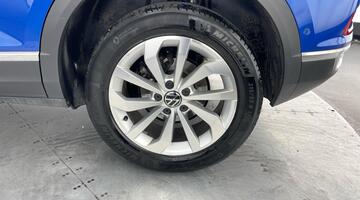 2022 Volkswagen TSI Style DSG Euro 6 5-door (Blue) - Image: 30