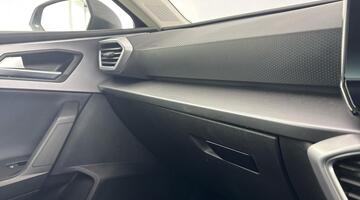 2022 SEAT TSI EVO FR Euro 6 5-door (Blue) - Image: 22