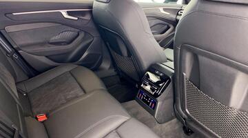 2025 Audi 2.0 TDI Launch Edition S Tronic quattro Euro 6 5-door (Blue) - Image: 31