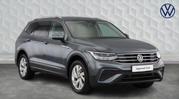 2021 Volkswagen 2.0 TDI Life DSG Euro 6 5-door (Grey) - Image: 1