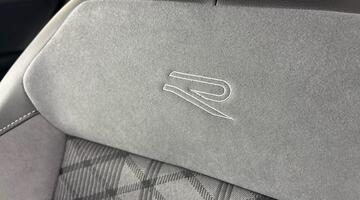 2025 Volkswagen TSI R-Line DSG Euro 6 5-door (Black) - Image: 32