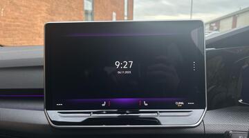 2025 Volkswagen 2.0 TSI GTI DSG Euro 6 5-door (Blue) - Image: 28