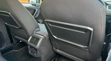 2020 Volkswagen 2.0 TDI Match 4Motion Euro 6 5-door (Grey) - Image: 24