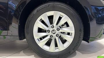 2024 Škoda TSI ACT SE Technology Euro 6 5-door (Black) - Image: 6