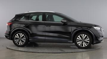 2025 Audi 55 Sport Auto quattro 5-door 82kWh (Black) - Image: 4