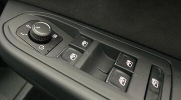 2024 Volkswagen TSI Style Euro 6 5-door (Grey) - Image: 12