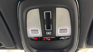 2024 Volvo 2.0h T8 18.8kWh Ultra Black Edition Auto Euro 6 5-door (Black) - Image: 33