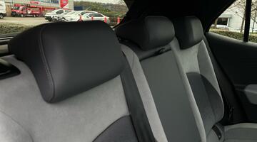 2020 Volkswagen Pro Performance 58kWh Family Auto 5-door (Blue) - Image: 39