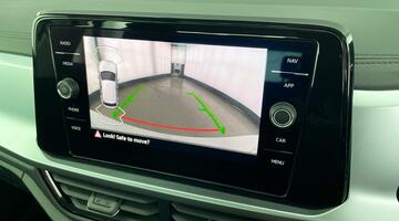 2022 Volkswagen TSI Life Euro 6 5-door (White) - Image: 16