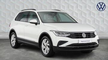 2020 Volkswagen TSI Life DSG Euro 6 5-door (White) - Image: 1