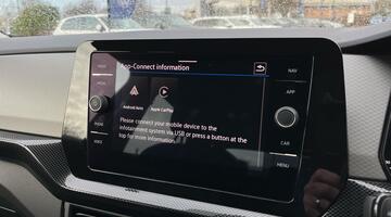 2025 Volkswagen 1.0 TSI Match Euro 6 5-door (Grey) - Image: 15