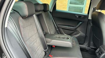 2022 SEAT TSI EVO FR Euro 6 5-door (Black) - Image: 15