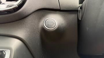 2024 Volvo 2.0 B4 MHEV Ultra Bright DCT Auto Euro 6 5-door (Silver) - Image: 47