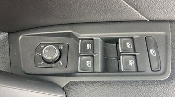 2022 Volkswagen TSI R-Line DSG Euro 6 5-door (Black) - Image: 19