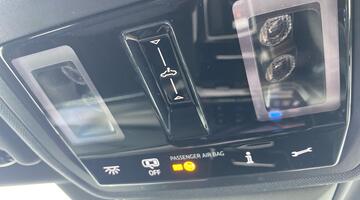 2025 Volkswagen 2.0 TSI R Black Edition DSG 4Motion Euro 6 5-door (White) - Image: 34