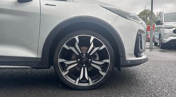 2022 Ford 1.0T EcoBoost MHEV Active Vignale Euro 6 5-door (Silver) - Image: 5