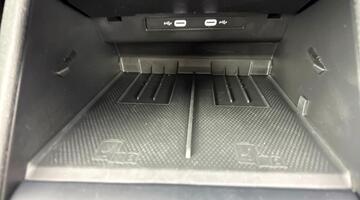 2025 Volkswagen ETSI MHEV Match DSG Euro 6 5-door (Black) - Image: 22