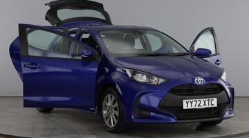 2023 Toyota VVT-h Icon E-CVT Euro 6 5-door (Blue) - Image: 9