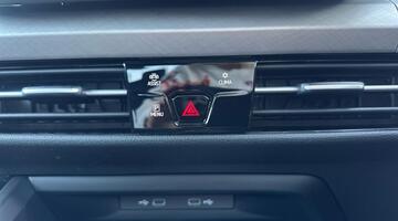 2025 Volkswagen ETSI MHEV Match DSG Euro 6 5-door (Grey) - Image: 12