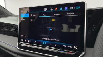 2025 Volkswagen ETSI MHEV R-Line DSG Euro 6 5-door (Black) - Image: 14