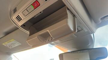 2024 Volkswagen 1.0 TSI Life DSG Euro 6 5-door (Black) - Image: 51