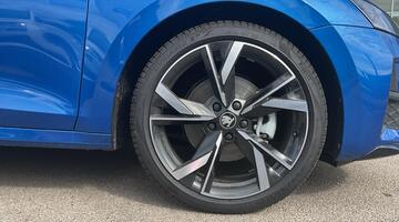 2025 Škoda TSI e-TEC MHEV ACT SportLine DSG Euro 6 5-door (Blue) - Image: 5