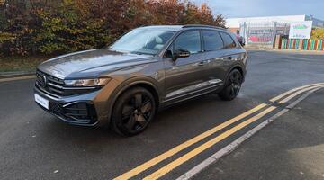 2025 Volkswagen 3.0 TDI V6 Black Edition Tiptronic 4Motion Euro 6 5-door (Grey) - Image: 19