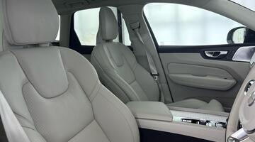 2025 Volvo 2.0 B5 MHEV Ultra Dark Auto Euro 6 5-door (Blue) - Image: 16