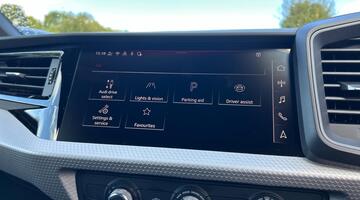 2025 Audi 1.0 TFSI 30 S line Sportback S Tronic Euro 6 5-door (Black) - Image: 35