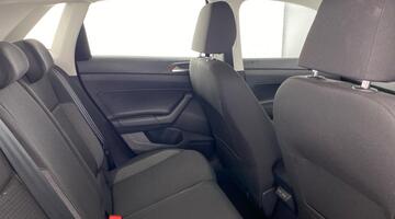 2023 Volkswagen 1.0 EVO Life Euro 6 5-door (Black) - Image: 22