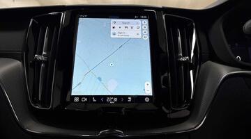 2024 Volvo 2.0h T8 18.8kWh Ultra Black Edition Auto Euro 6 5-door (Black) - Image: 36