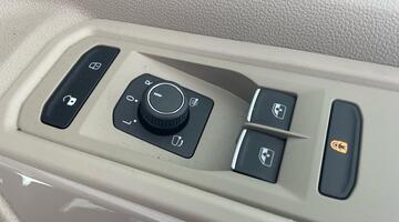 2025 Volkswagen 2.0 TDI Style Long MPV DSG Euro 6 5-door (Grey) - Image: 20