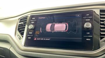 2018 Volkswagen 1.0 TSI Design Euro 6 5-door (Red) - Image: 17